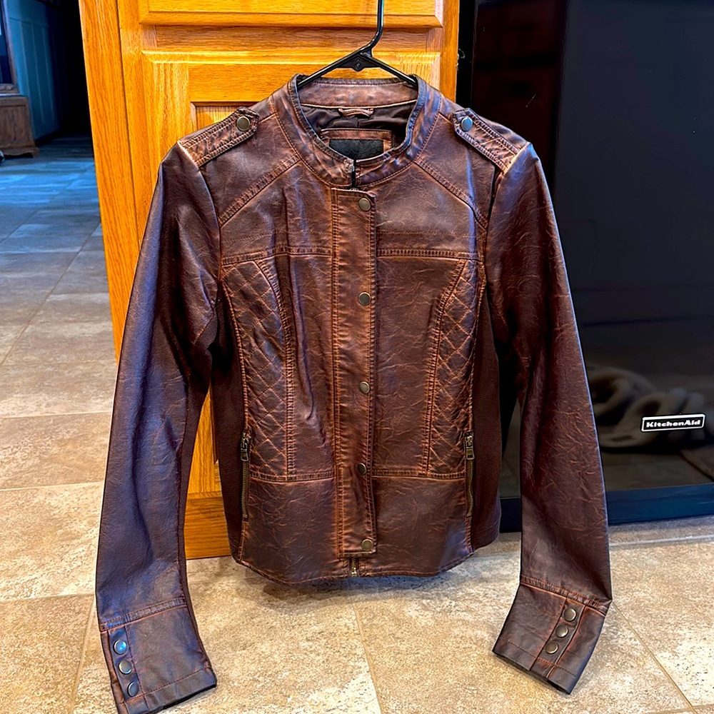 Women’s med faux leather bomber jacket